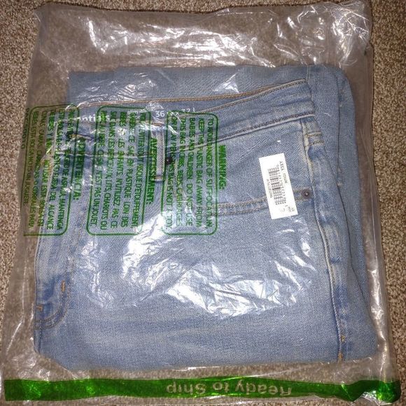 Amazon Essentials Men's Slim Fit Stretch Jeans Size 36x32 - Picture 4 of 6